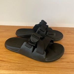 Chacos Chillos Slides